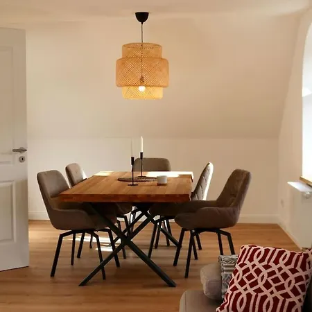 Helles Mit Balkon In Toplage! Appartement *