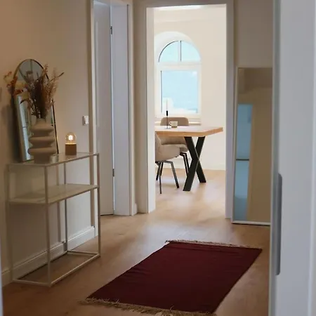 Apartment Helles Mit Balkon In Toplage!