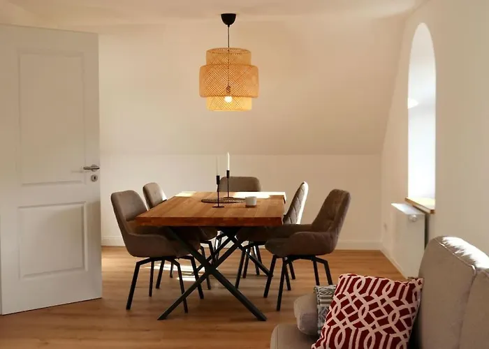 Helles Mit Balkon In Toplage! Appartement *