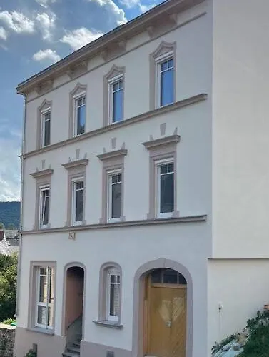 Apartamento Helles Mit Balkon In Toplage! Traben-Trarbach